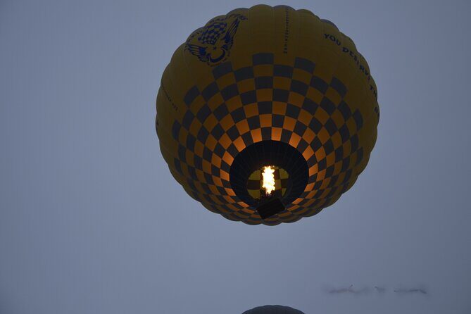 1 Hour Standard Flight at GOREME OVER - The flight itself: sunrise light, pilot guidance, and photo angles