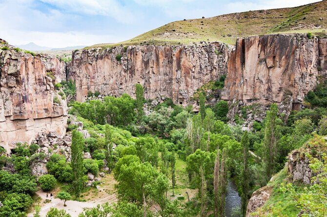 2-Day Cappadocia Tour with Optional Balloon Ride from Istanbul - Ihlara Canyon’s Belisırma walk: your paced break from rock rooms