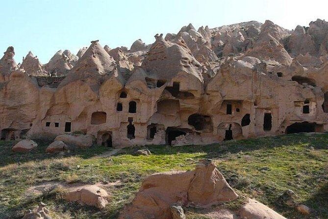 2 Days Cappadocia Tour from Istanbul - Pigeon Valley and Uchisar Castle: viewpoints with stories