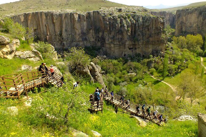 2 way Airport Transfer + Hot Air Balloon + 1 Day Tour (Green or Red) - Goreme National Park and the Red vs Green Day Tours: Two Ways to See the Same Valley