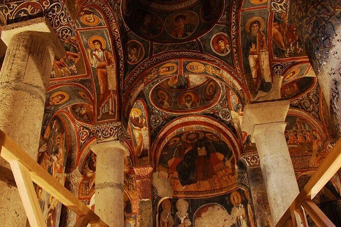 4-Days Cappadocia, Pamukkale and Ephesus Tour from Istanbul - Pamukkale & Hierapolis: Red Springs, the Cotton Castle Walk, and a Roman-Byzantine City Day
