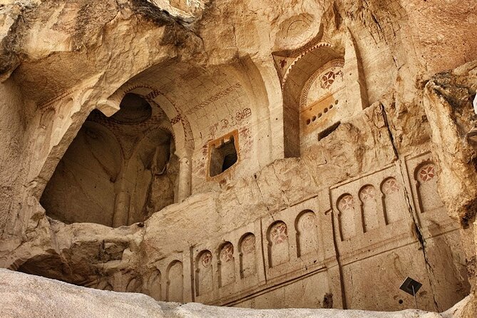 all inclusive/Day Trip Istanbul to Cappadocia Red Tour w Flight - The Three Beauties (Üç Güzeller): Urgüp’s Most Recognizable Symbol