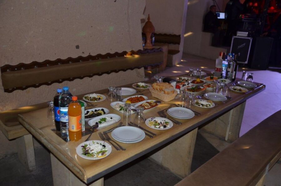 Avanos: Turkish Music and Dance Show with Dinner & Drinks - Unlimited wine and beer: real value, not just a free pour