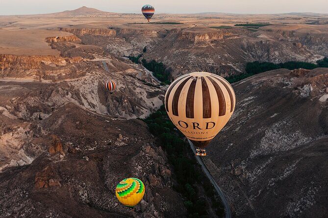 Balloon Flight over Soganli Valley Cappadocia / Lord Balloons - How the Soğanlı Valley flight feels at sunrise