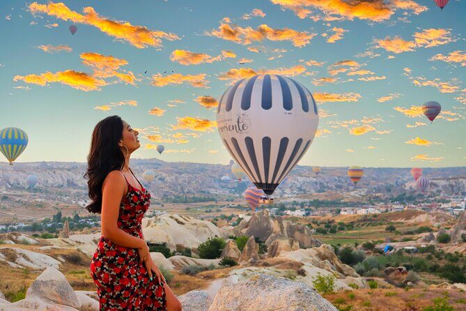 Balloons watching Tour w/ PickUp, Breakfast - Why balloon chasing in Göreme beats booking a ride