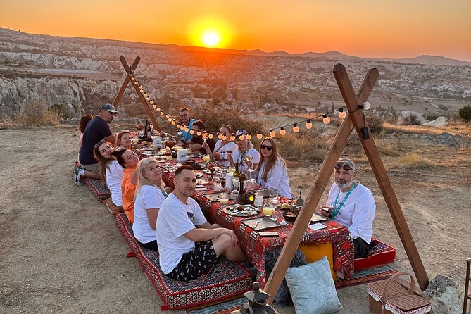 Barbecue Picnic in the valley (Sunset Time) - How the Timing and Pickup Keeps It Easy