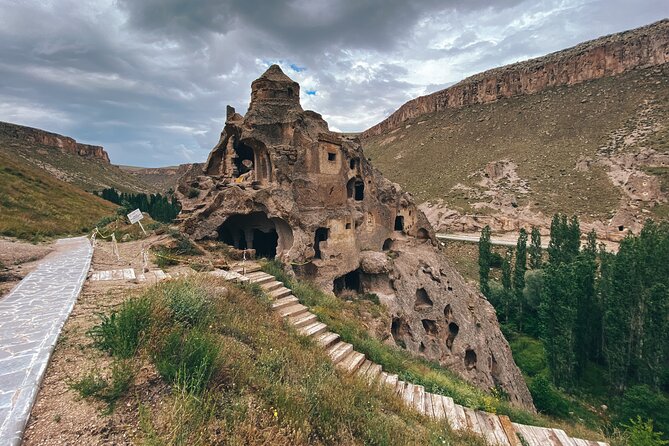 Biblical Mysteries of Cappadocia Tour - Ortahisar Craft Stops: Carpet Weaving and Leather Work With a Modern Twist