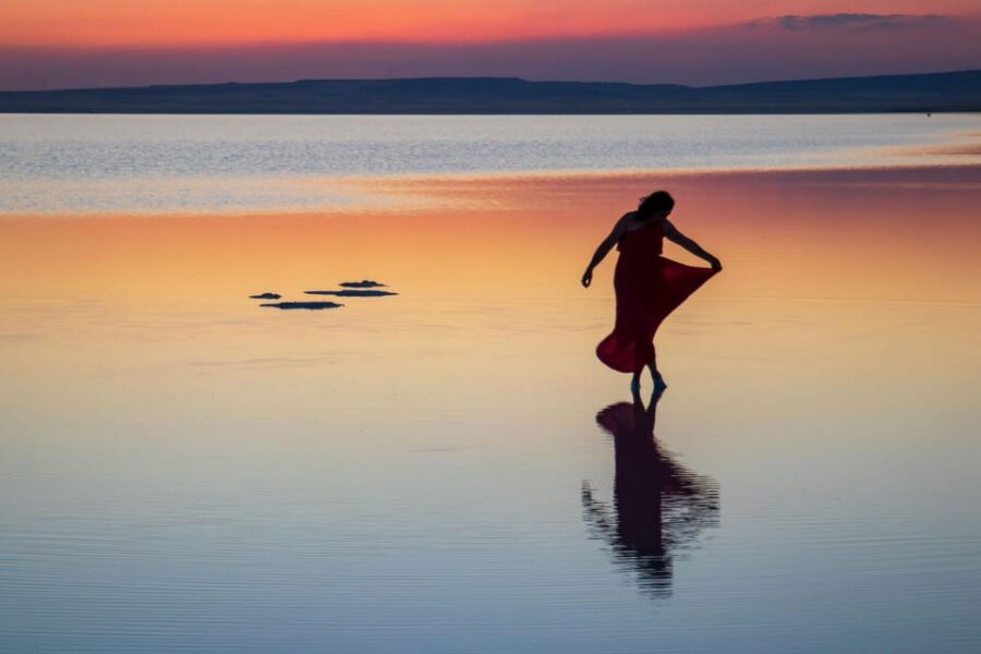 Cappadocia Amazing Sunset Tour To Salt Lake - Salt Lake at Sunset: The Visual Magic You Can Actually Plan For