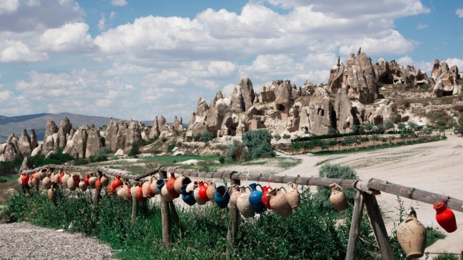 Cappadocia: Best of Red and Green Small Group Guided Tour - Zelve Open Air Museum: Monastic Life Carved Into Rock