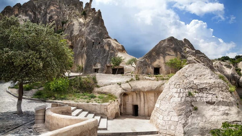 Cappadocia: Best of Red and Green Small Group Guided Tour - Özkonak Underground City: The Coolest Part of the Day