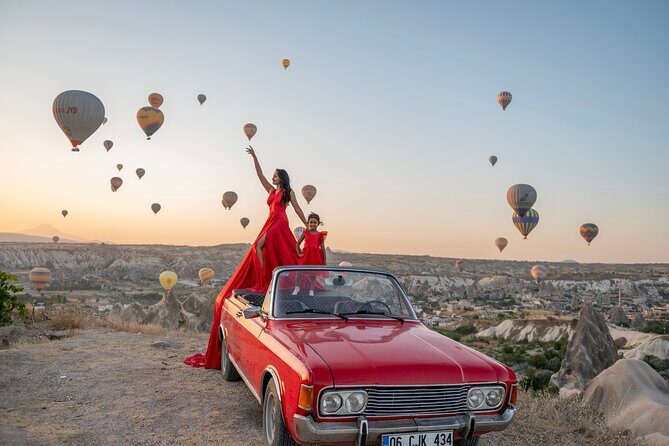 Cappadocia Classic Car Sunset or sunrise - Göreme National Park Balloon Take-Off Views: Close-Up Photo Time