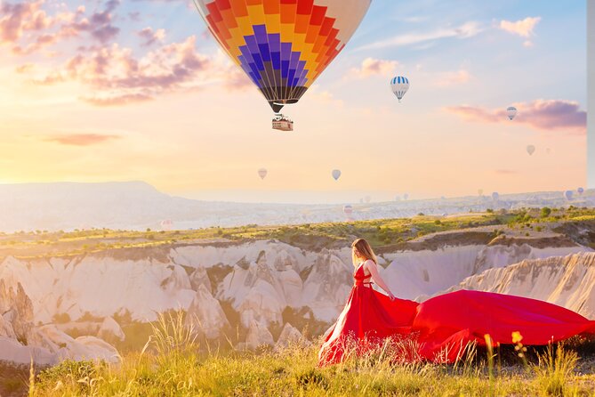 Cappadocia Dreamscapes: Tailored Shoots by Zerders Photography - Cappadocia photo shoots: what makes this one feel different