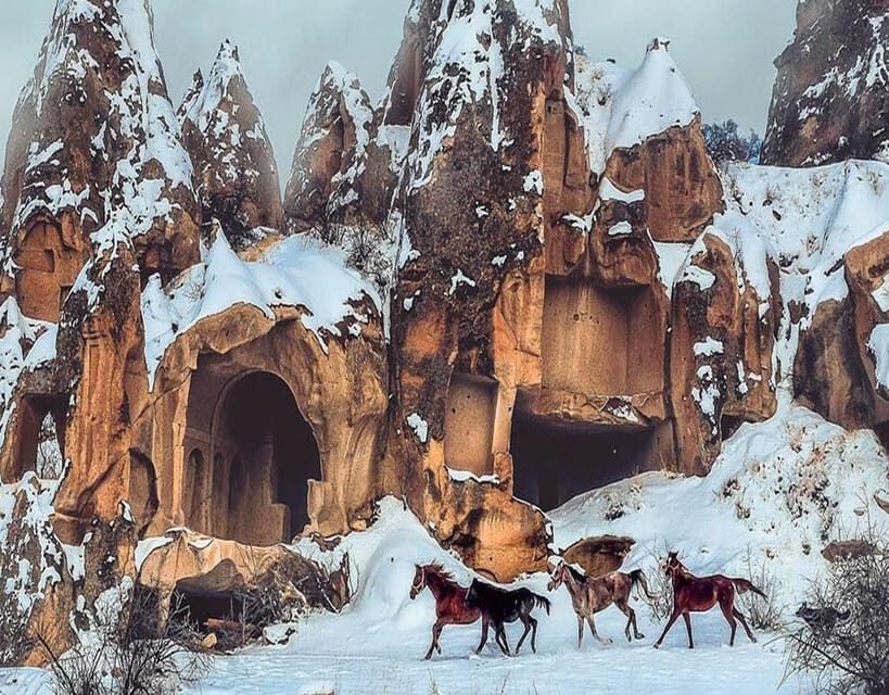 Cappadocia: Fascinating Horse Riding Tour in Unique Valleys - Horse Riding Through Valleys and Fairy Chimneys: The Cappadocia Feel