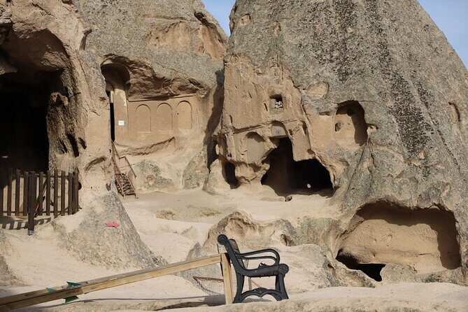 Cappadocia Green Tour with Derinkuyu Nar Lake and Ihlara Valley - Narlıgöl Crater Lake: a short geothermal moment