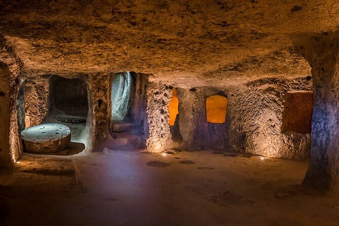 Cappadocia Green Tour With Famous Underground Cities And Valleys - Lunch by the river: what’s included and how to use the break