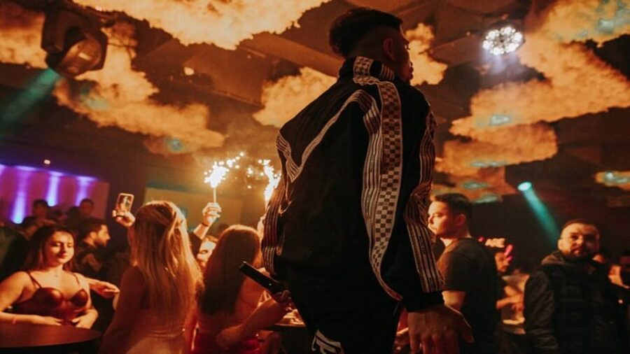 Cappadocia: Guided Bar Crawl with Hotel Pickup and Snack - Hotel pickup makes or breaks Cappadocia nightlife
