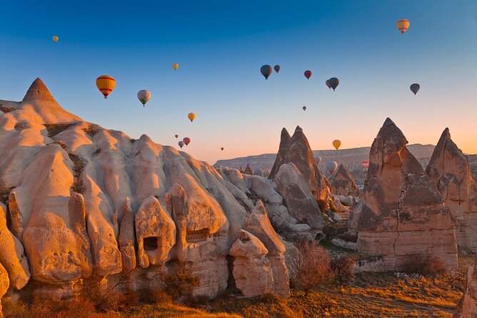 Cappadocia Hot Air Ballon experiences in Goreme - What happens during the flight: calm sightseeing with photo stops