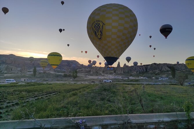 Cappadocia Hot Air Balloon Flight / Over Goreme & FairyChimneys - How boarding works: safety briefing and the balloon’s simple controls