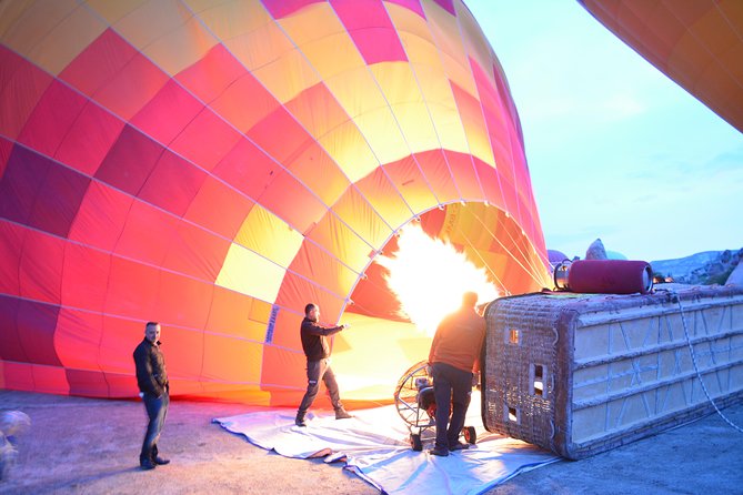 Cappadocia Jeep Safari with Hot Air Balloon Watch at Sunrise - The private 4WD Jeep ride with A/C (and why that matters for photos)