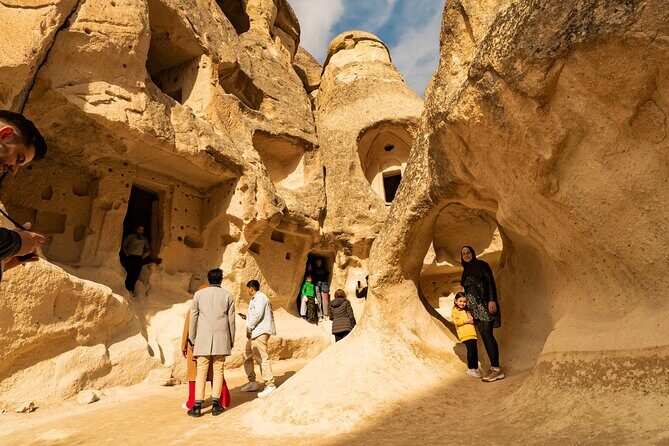 Cappadocia Mix Tour With Ticket And Lunch - Morning start in Göreme: pickup and how to be ready