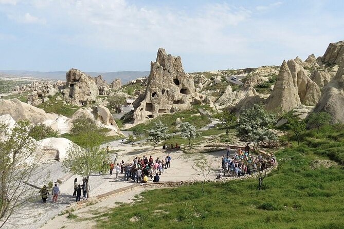 Cappadocia North Tour (Pro Guide, Tickets, Lunch, Transfer incl) - Avanos: Buffet Lunch, Clay History, and a Pottery Workshop in a Cave