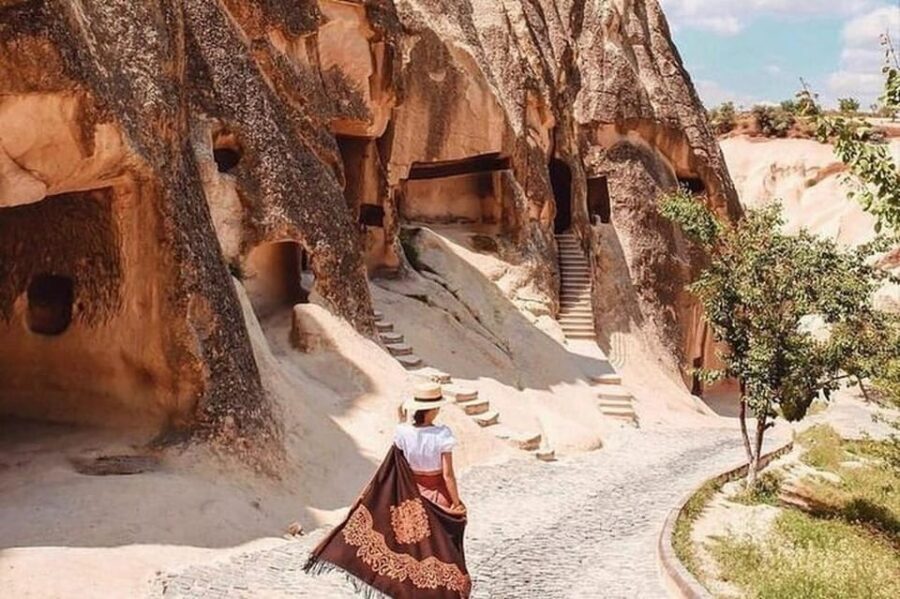 Cappadocia :Red Tour Entry Tickets and Lunch Included - Zelve Open Air Museum: Byzantine cave churches as the emotional center