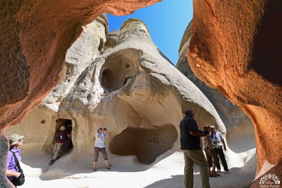 Cappadocia Red Tour with Goreme Open Air Museum and Pasabag - Göreme Open Air Museum: How to Make the Most of Your 90 Minutes