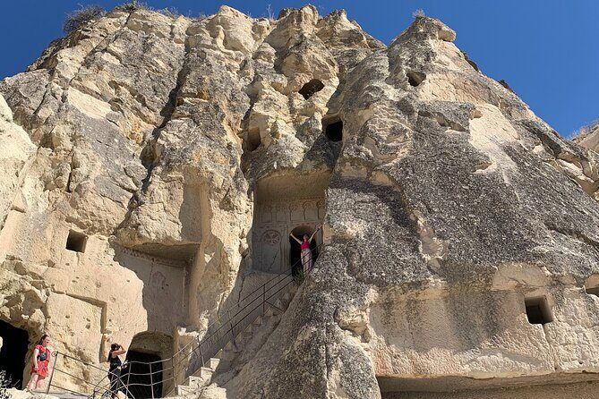 Cappadocia Red Tour with Hotel Pick-up & Drop-Off, All-Inclusive - Avanos Pottery Time: A Working Town for Souvenir Shopping