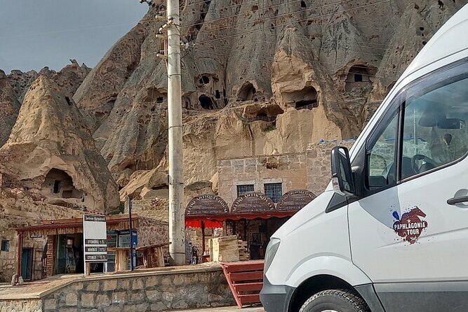 Cappadocia Red Tour (with zelve Open Air Museum and Paşabağ) - Uchisar Viewpoint: Castle Views and a 4,000-Year Primer
