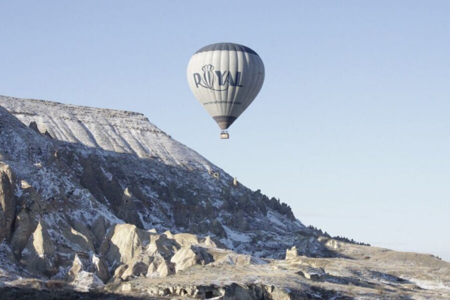 Cappadocia: Royal Queen Hot Air Balloon Tour at Sunrise - In the air for about an hour: what the flight feels like