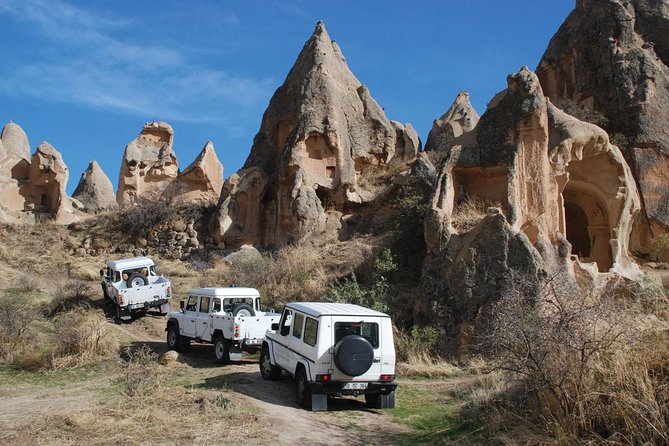 Cappadocia: Sunrise and Sunset Jeep Safari - Lunch in Goreme: Set Menu With Options (and Usually a Simple Setup)