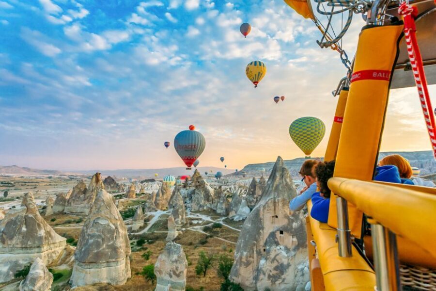 Cappadocia: Sunrise Hot Air Balloon, Göreme & Fairy Chimneys - Breakfast + Balloon Prep: Why Waiting Around Can Be Part of the Magic