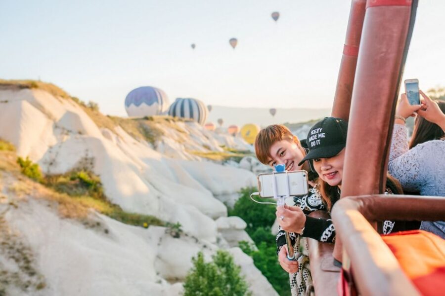 Cappadocia: Sunrise Hot Air Balloon, Göreme & Fairy Chimneys - What to Bring: Small Items That Save the Morning