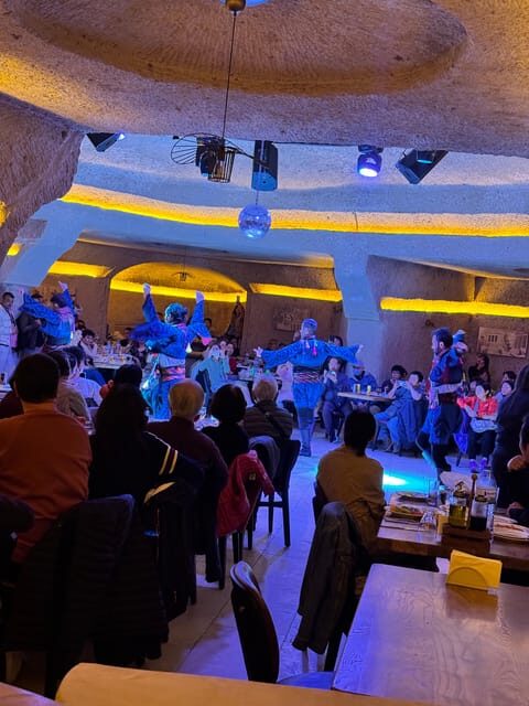 Cappadocia Turkish Night wTransfer,Dinner &Unlimited Drinks - Dinner in a Concept Cave: Meze, Main Choices, and Vegan-Friendly Options