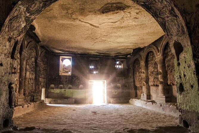 Daily Cappadocia Group Tour with English-Speaking Guide & Car - Zelve Open Air Museum: Cave Dwellings to Churches, With Ottoman Layers