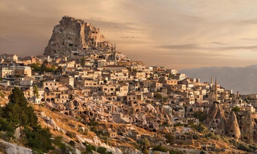 Daily Cappadocia tour start from Istanbul by plane - Arriving at Kayseri or Nevşehir: Meeting the Team Fast