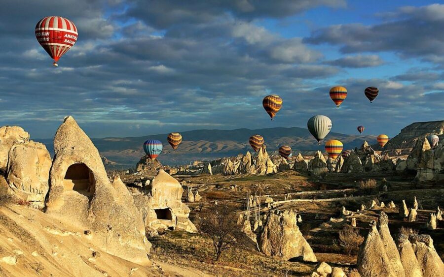 Early Morning Sunrise Hot Air Ballooning Tour of Cappadocia - Hotel Pickup, Transport, and the Morning Return Window