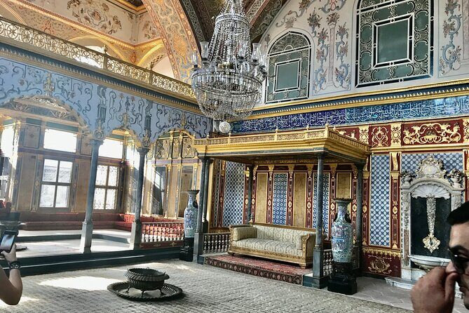 Escorted 10 Days Tour of Istanbul, Cappadocia, Ephesus and Pamukkale - Bosphorus Strait day: two continents and the Spice Bazaar
