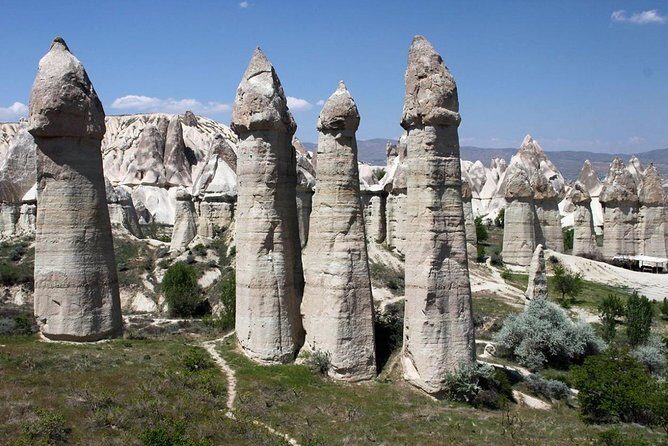 From Airport: 2-Day Cappadocia Tour & Cave Hotel Stay - Day 1 finale: Uchisar Castle viewpoints and your cave hotel night