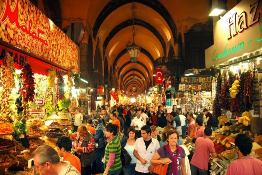 From Istanbul: 4-Day Istanbul, Cappadocia, Flight,Cave Hotel - Avanos and Paşabag: town pause plus fairy-chimney focus