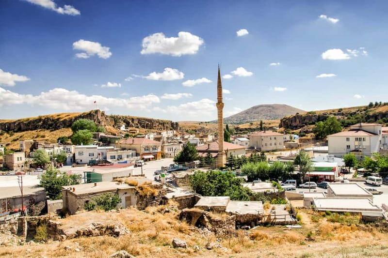 Full Day Cappadocia Red and Green Combined Day Tour - Underground City (Özkonak): Tunnels, Storage Rooms, and Ventilation Air Shafts