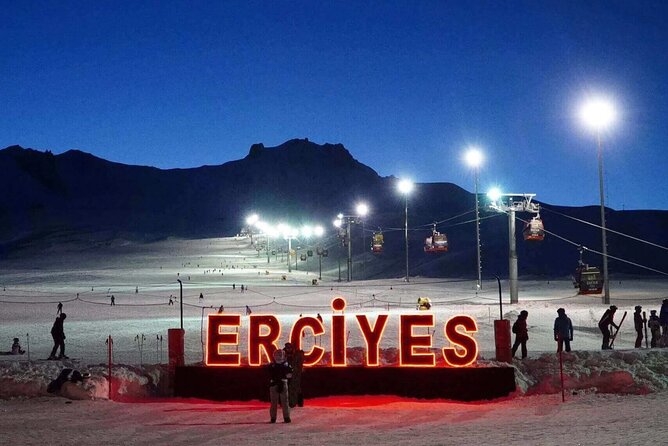 Full Day Erciyes Ski Tour Experience from Cappadocia - All-Inc - Guides, Group Size, and Staying Comfortable With the Plan