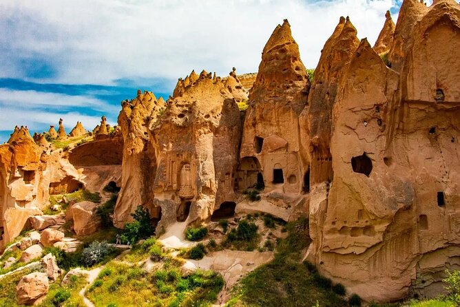 Full Day Red tour in Cappadocia with Small Group - Uçhisar Castle: climbing for the valley view
