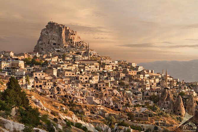Göreme And Hidden Paradise RED TOUR - Goreme National Park: churches and frescoes with real time