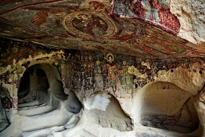 Green Cappadocia Underground City and Valleys Tour. Lunch incl. - Guide quality and small-group comfort (and why it can vary)