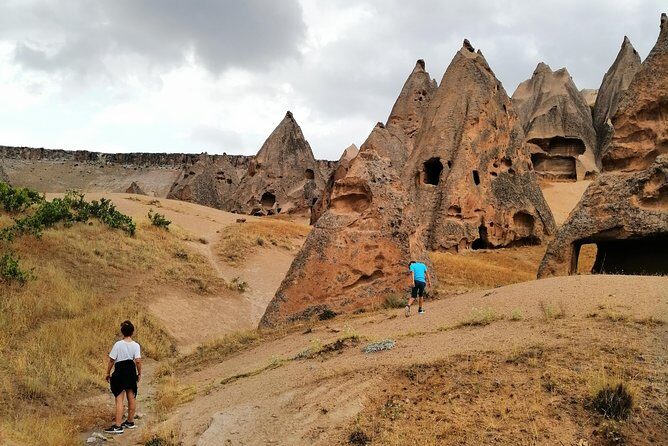 Hiking tour in Cappadocia Red and Rose valley - Walking the Red and Rose Valleys: what the experience is really like