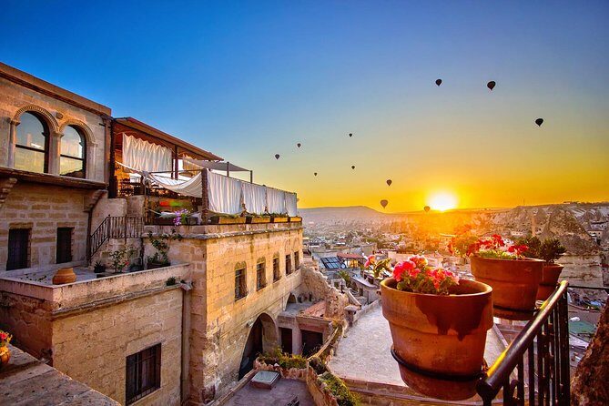 Hot Air Balloon, Best of Red and Green Guided 1-Day Tour - Uçhisar and Pigeon Valley: Panoramas Plus the Story of Cliff Dwellers
