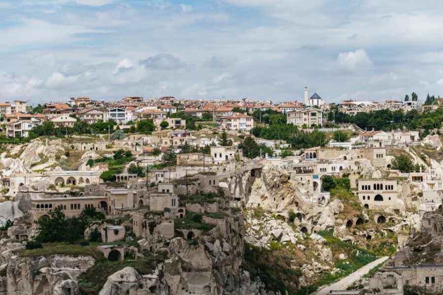 Istanbul: 2-Day Cappadocia Trip with Flights and Cave Hotel - Underground City (Kaymakli) and Ortahisar Rock Fortress
