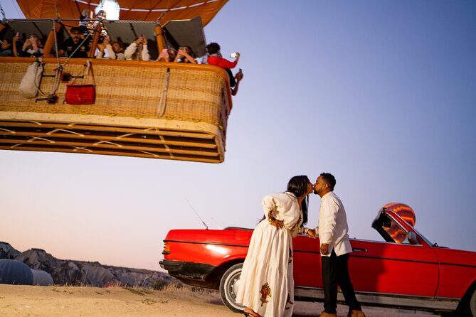 Photoshoot Experience in Cappadocia with Flying Dress - Metin’s direction and the lighting tricks that keep photos crisp