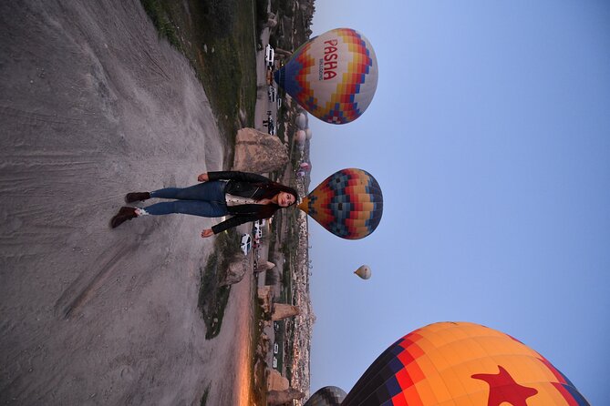 Private Airport Transfer to/from Kayseri & Nevsehir | Child Seat - Extras Included: Water, Tolls, Parking, and Short Stops